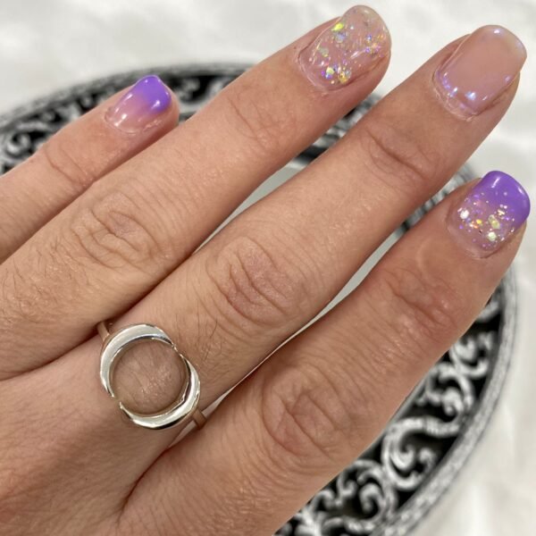 a Anillo liso regulable lunas